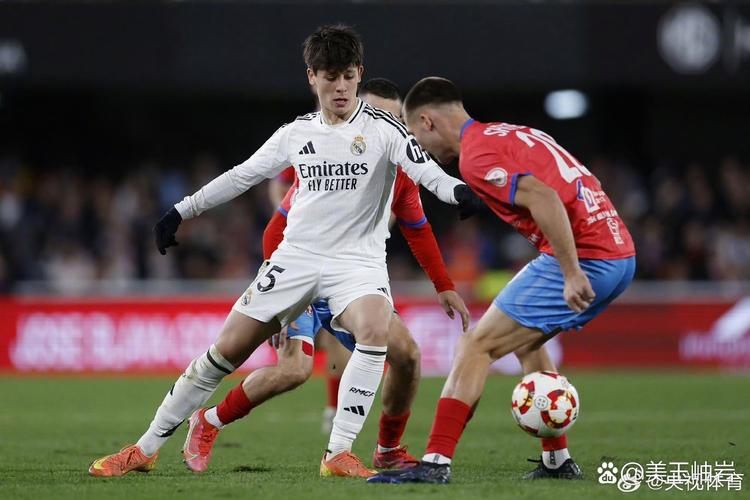 今日趣图：紧急租借拉菲尼亚亚马尔佩德里，曼城能5-0逆转皇马？