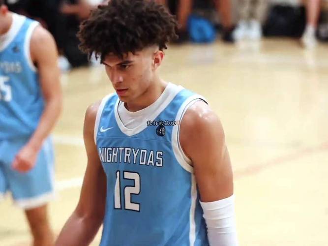 险遭爆冷！布泽尔兄弟41+15+8拯救杜克 对手死艹首发最多领先13分