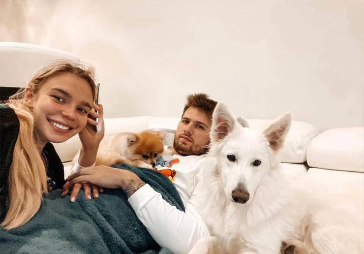 TMZ：东契奇请求驳回未婚妻诉求 并表示后者意图骗取更高抚养费！